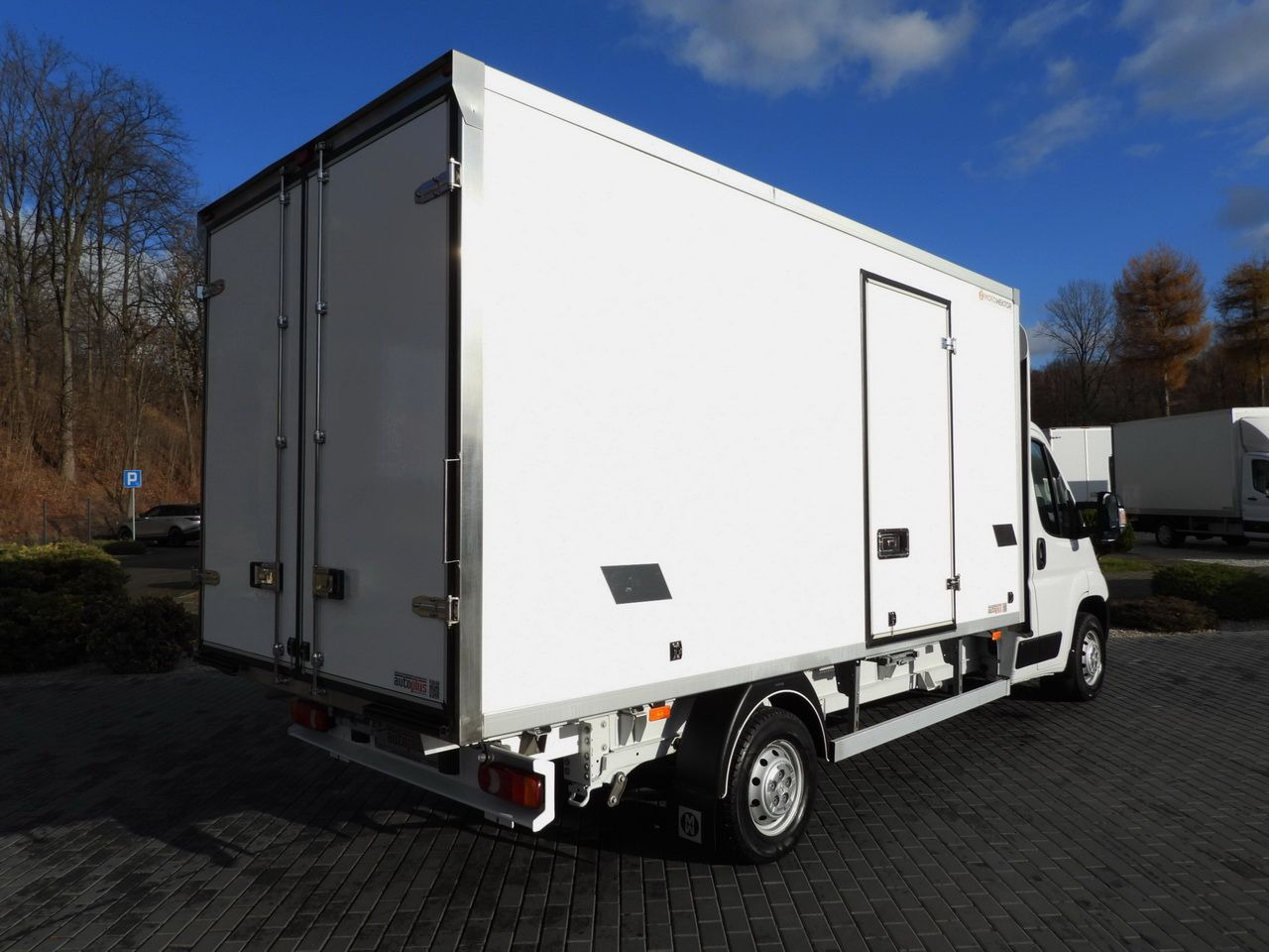 PEUGEOT BOXER REGRIGERATOR BOX 0*C 8 PALLETS CRUISE CONTROL LED LIGHTS AIR CONDITIONING 140HP - Refrigerated van: picture 3 PEUGEOT BOXER REGRIGERATOR BOX 0*C 8 PALLETS CRUISE CONTROL LED LIGHTS AIR CONDITIONING 140HP - Refrigerated van: picture 3