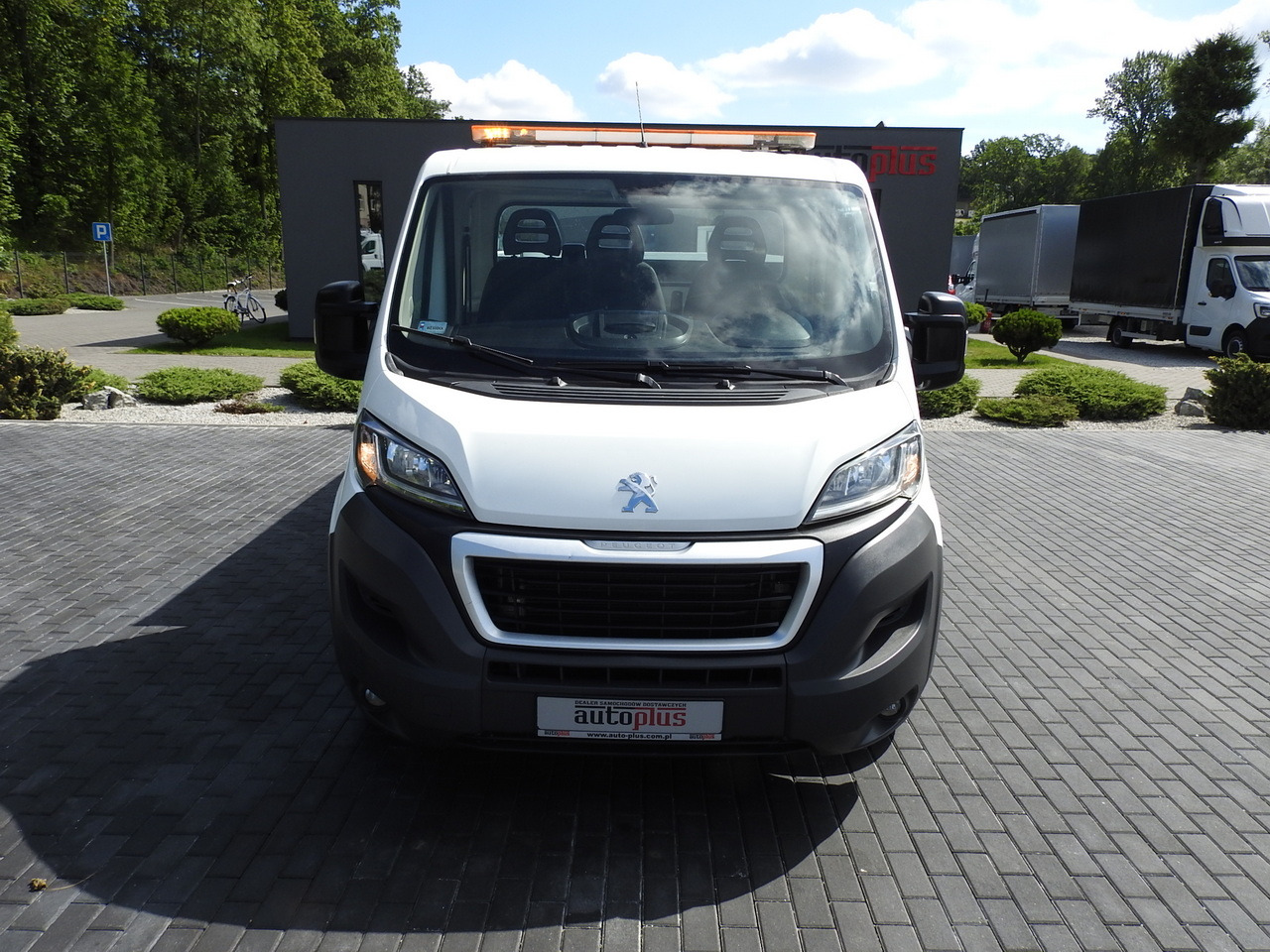 PEUGEOT BOXER THREE-WAY TIPPER AIR CONDITIONING 130HP - Tipper van: picture 5 PEUGEOT BOXER THREE-WAY TIPPER AIR CONDITIONING 130HP - Tipper van: picture 5