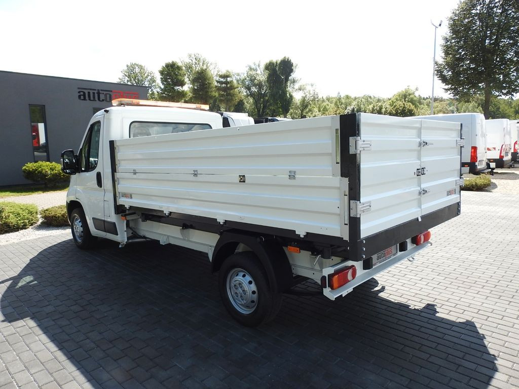 Lease a Peugeot BOXER DREISEITENKIPPER KLIMAANLAGE 130PS  Peugeot BOXER DREISEITENKIPPER KLIMAANLAGE 130PS: picture 11