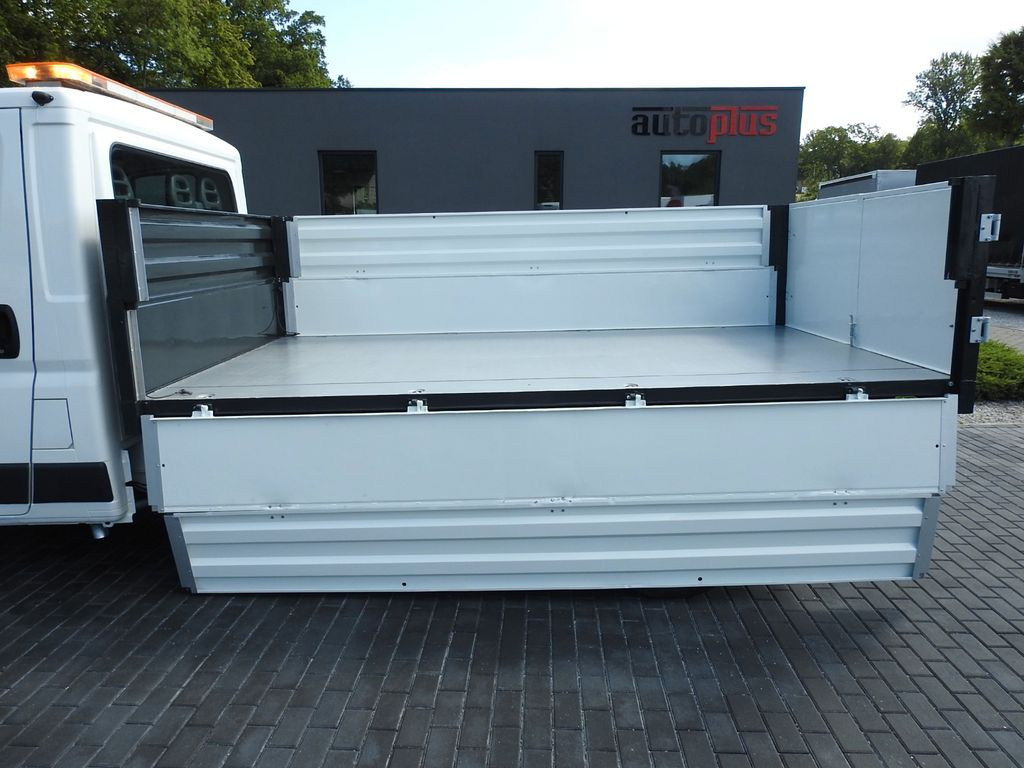 Lease a Peugeot BOXER DREISEITENKIPPER KLIMAANLAGE 130PS  Peugeot BOXER DREISEITENKIPPER KLIMAANLAGE 130PS: picture 21