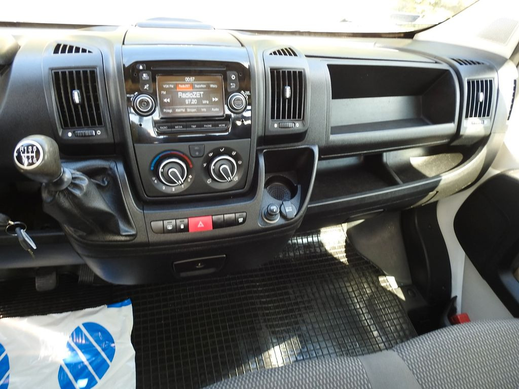 Lease a Peugeot BOXER DREISEITENKIPPER KLIMAANLAGE 130PS  Peugeot BOXER DREISEITENKIPPER KLIMAANLAGE 130PS: picture 27