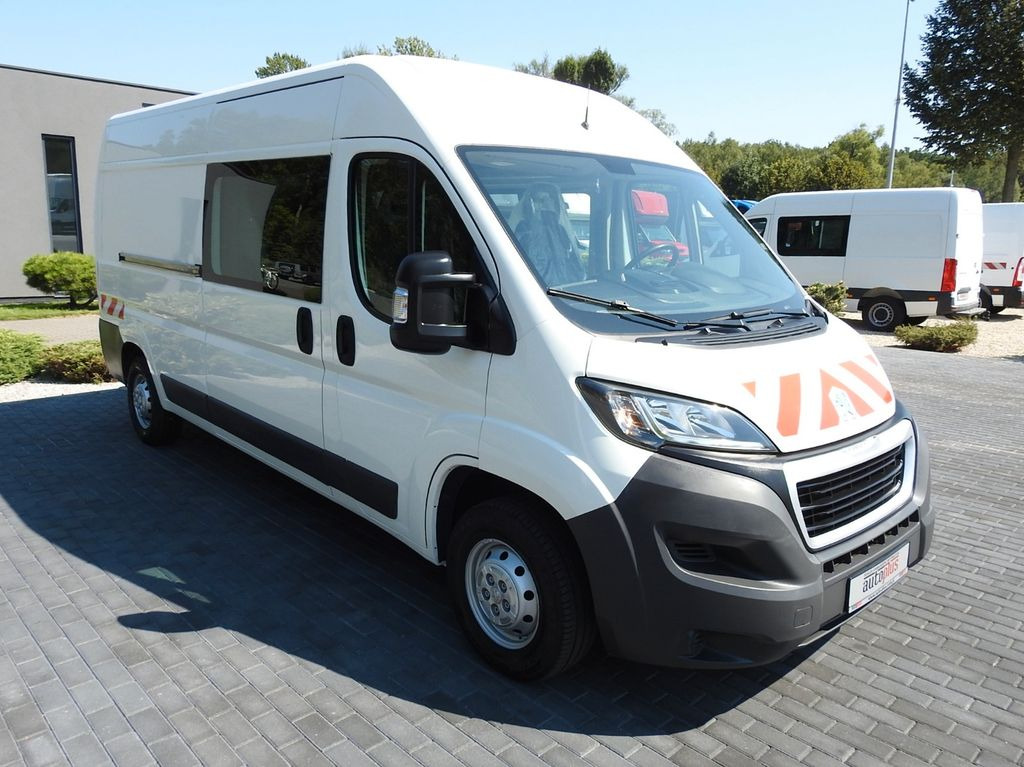 Peugeot BOXER KASTENWAGEN DOPPELKABINE 7 SITZE 110PS - Panel van, Combi van: picture 4 Peugeot BOXER KASTENWAGEN DOPPELKABINE 7 SITZE 110PS - Panel van, Combi van: picture 4
