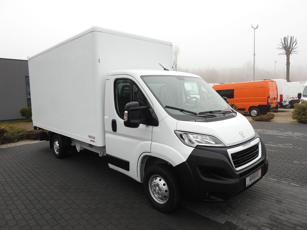 Peugeot BOXER KOFFER AUFZUG 8 PALETTEN TEMPOMAT A/C - Box van: picture 4 Peugeot BOXER KOFFER AUFZUG 8 PALETTEN TEMPOMAT A/C - Box van: picture 4