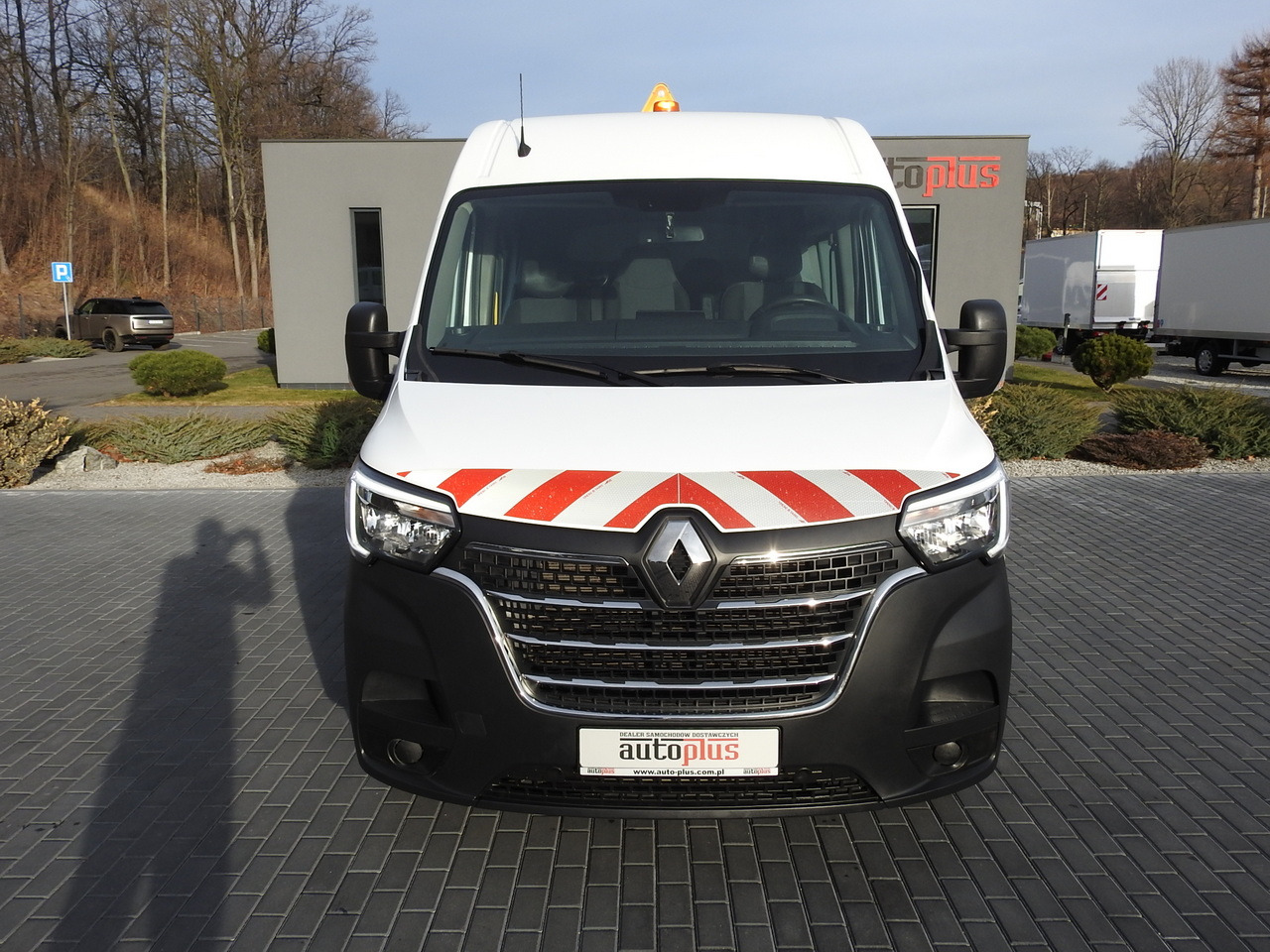 RENAULT MASTER BOX DELIVERY VAN 7 SEATS CRUISE CONTROL AIR CONDITIONING LED LIGHTS  135HP - Panel van: picture 5 RENAULT MASTER BOX DELIVERY VAN 7 SEATS CRUISE CONTROL AIR CONDITIONING LED LIGHTS  135HP - Panel van: picture 5