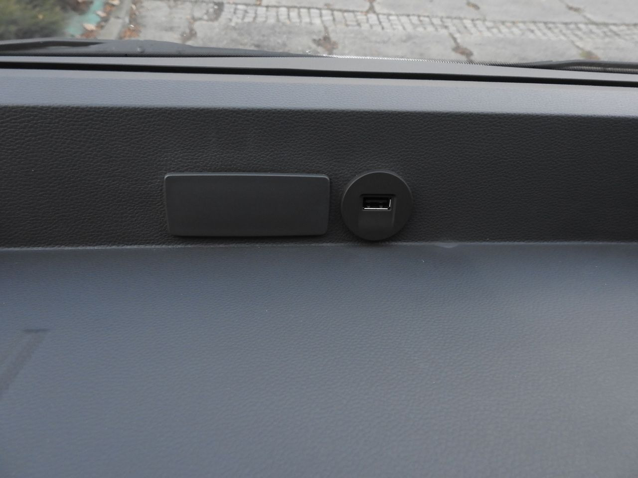 Refrigerated van RENAULT MASTER NEW REFRIGERATOR VAN -10*C AIR CONDITIONING MANUFACTURERS 135HP: picture 37 Refrigerated van RENAULT MASTER NEW REFRIGERATOR VAN -10*C AIR CONDITIONING MANUFACTURERS 135HP: picture 37