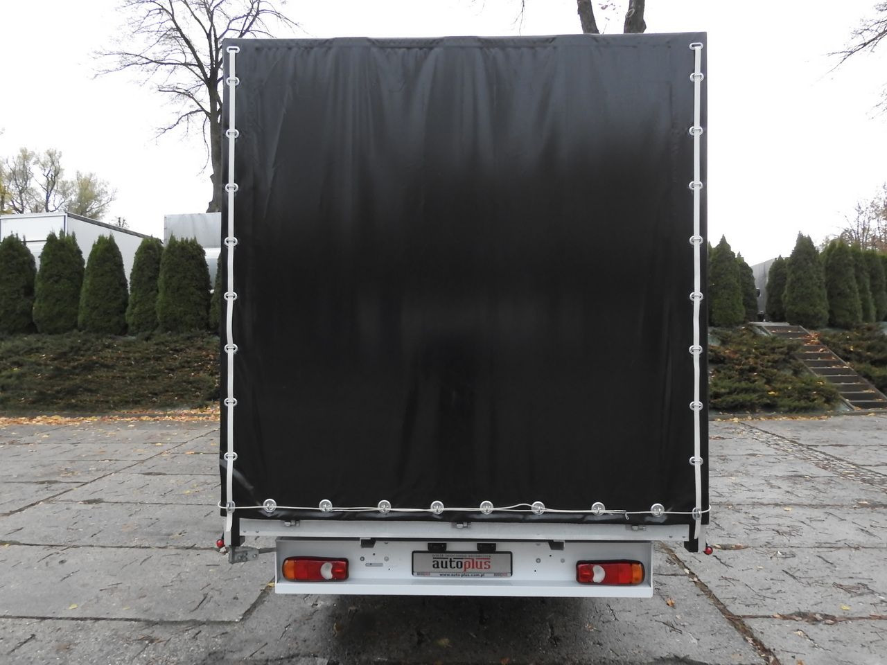 Curtain side van RENAULT MASTER: picture 11