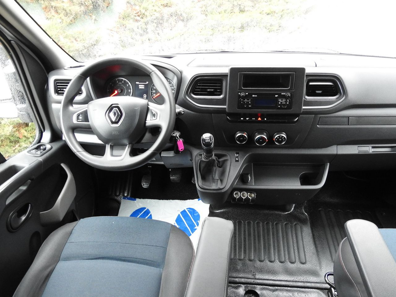 Curtain side van RENAULT MASTER: picture 29