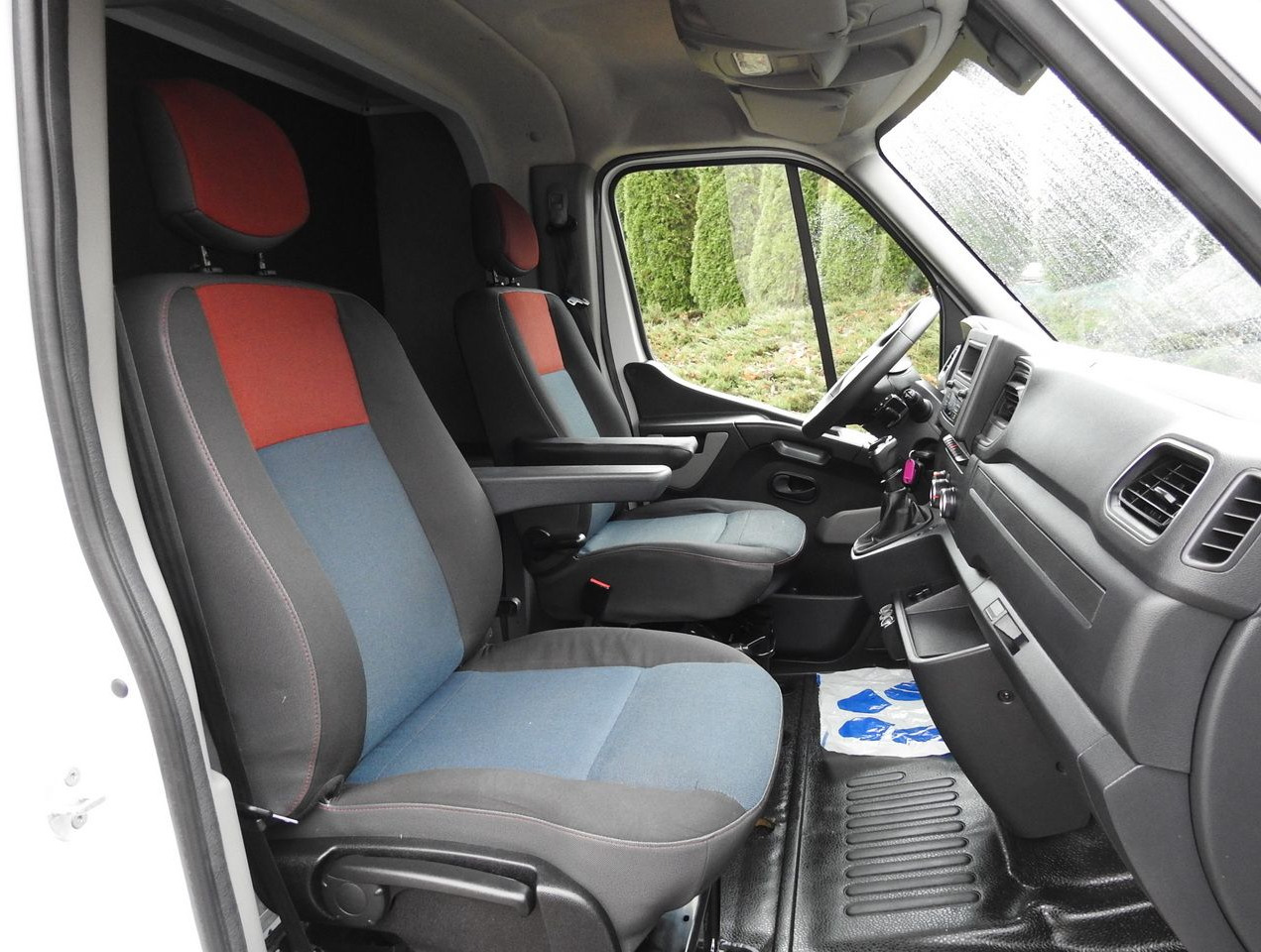 Curtain side van RENAULT MASTER: picture 38