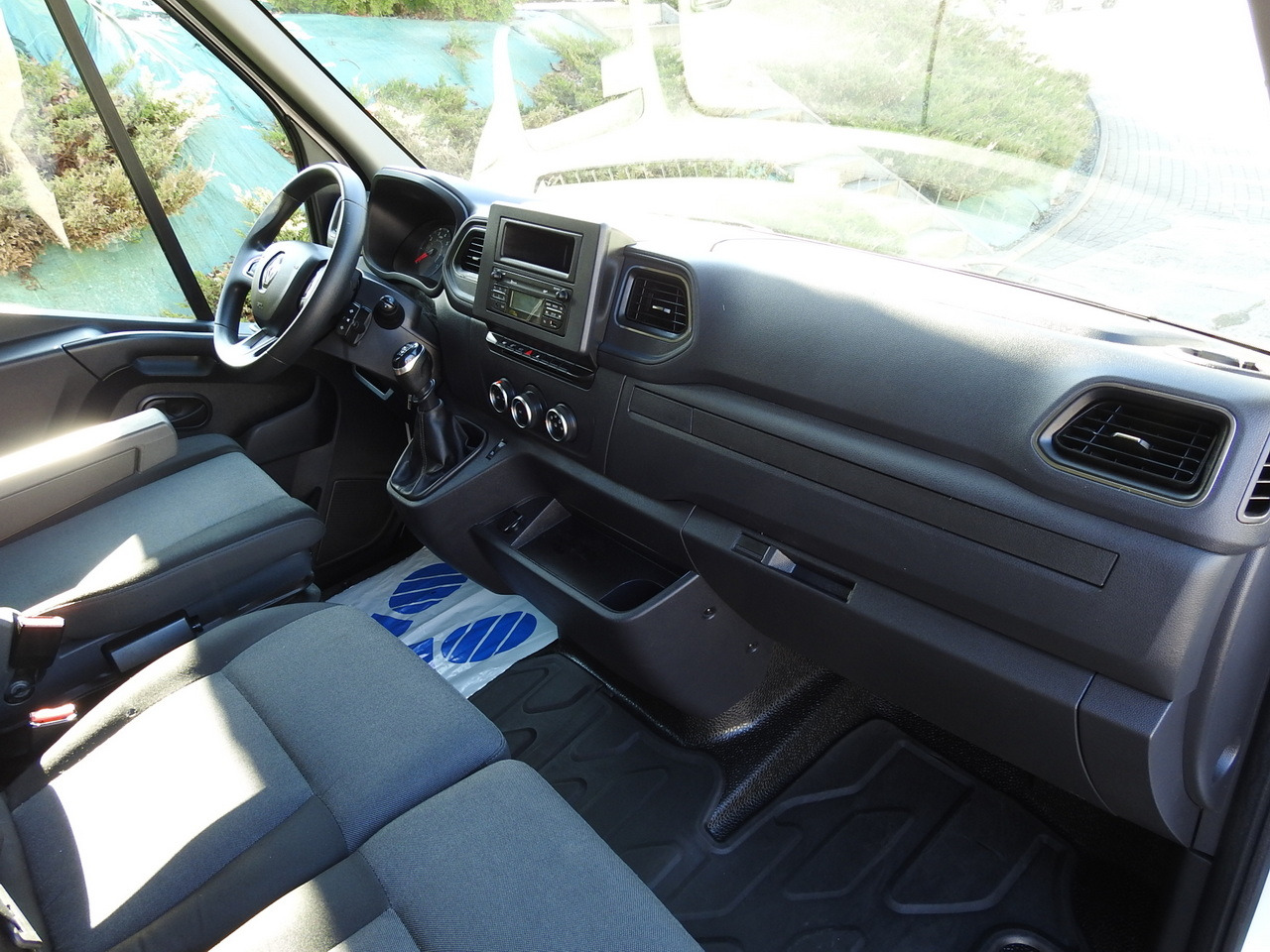 Curtain side van RENAULT MASTER TARPAULIN 10 PALLETS WEBASTO CRUISE CONTROL AIR CONDITIONING LED LIGHTS  165HP: picture 37