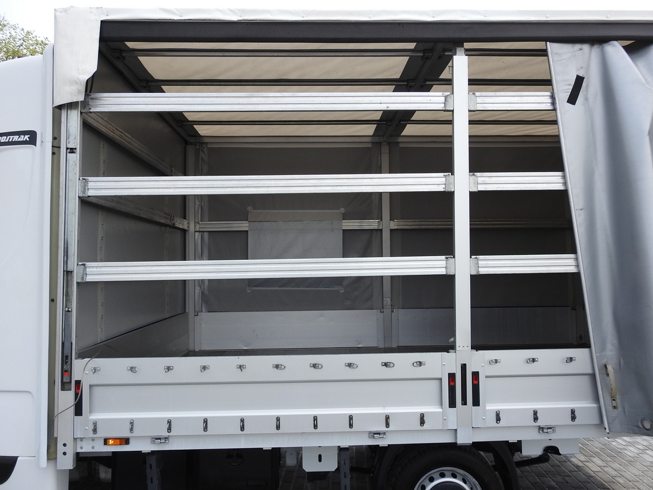 Curtain side van RENAULT MASTER TARPAULIN 10 PALLETS WEBASTO CRUISE CONTROL AIR CONDITIONING LED LIGHTS PNEUMATICS  165HP: picture 25