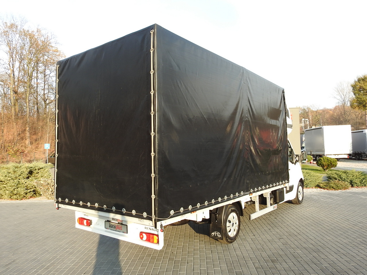 RENAULT MASTER TARPAULIN 10 PALLETS WEBASTO CRUISE CONTROL AIR CONDITIONING PNEUMATICS  170HP - Curtain side van: picture 3 RENAULT MASTER TARPAULIN 10 PALLETS WEBASTO CRUISE CONTROL AIR CONDITIONING PNEUMATICS  170HP - Curtain side van: picture 3
