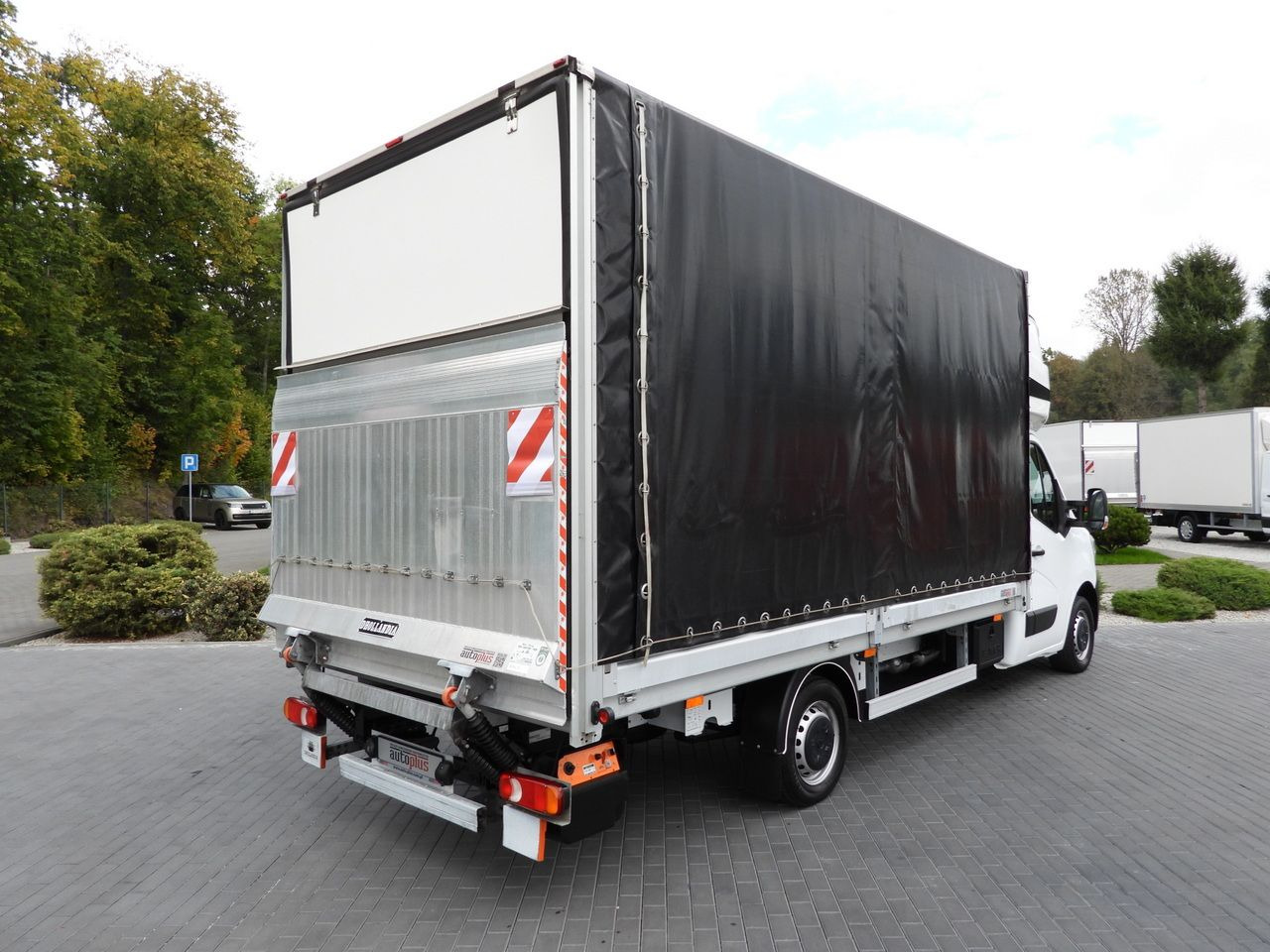 RENAULT MASTER TARPAULIN LIFT 9 PALLETS WEBASTO CRUISE CONTROL LED LIGHTS PNEUMATICS AIR CONDITIONING 165HP - Curtain side van: picture 3 RENAULT MASTER TARPAULIN LIFT 9 PALLETS WEBASTO CRUISE CONTROL LED LIGHTS PNEUMATICS AIR CONDITIONING 165HP - Curtain side van: picture 3