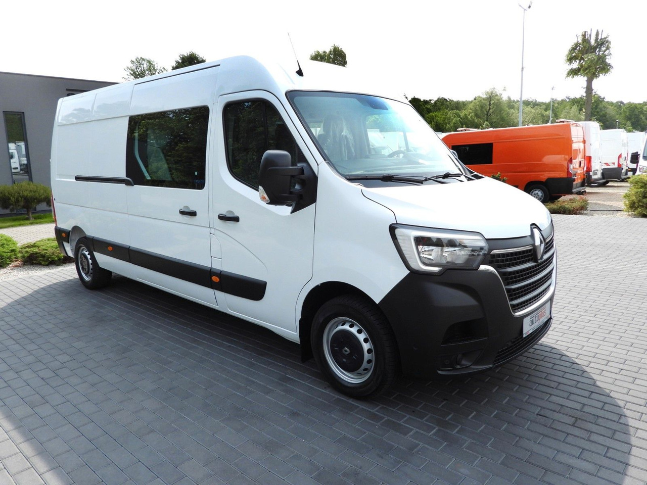 Renault MASTER KASTENWAGEN DOPPELKABINE 7 SITZE TEMPOMAT - Panel van, Combi van: picture 4 Renault MASTER KASTENWAGEN DOPPELKABINE 7 SITZE TEMPOMAT - Panel van, Combi van: picture 4