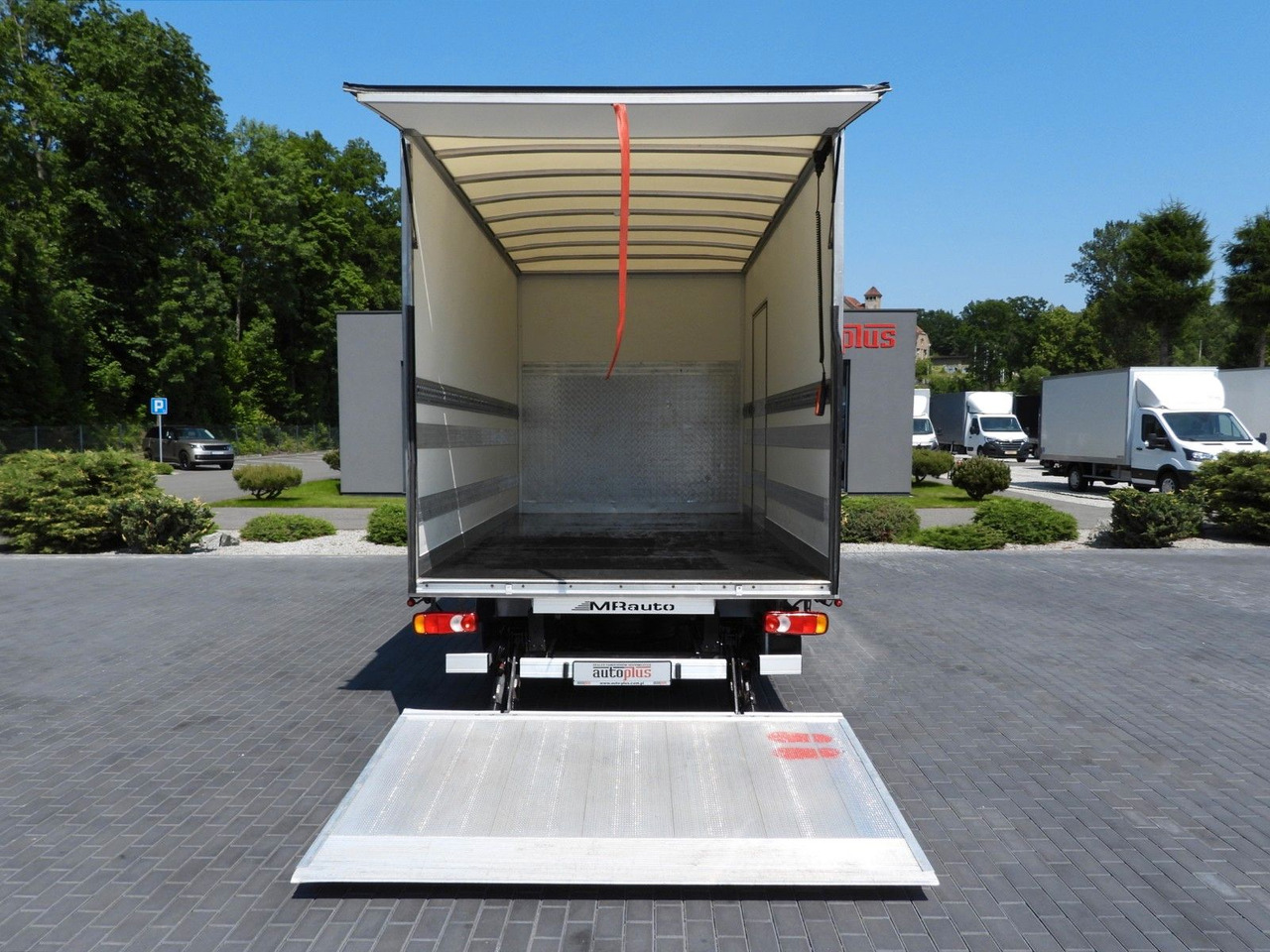 Box van Renault MASTER  KOFFER AUFZUG 8 PALETTEN TEMPOMAT LED: picture 12