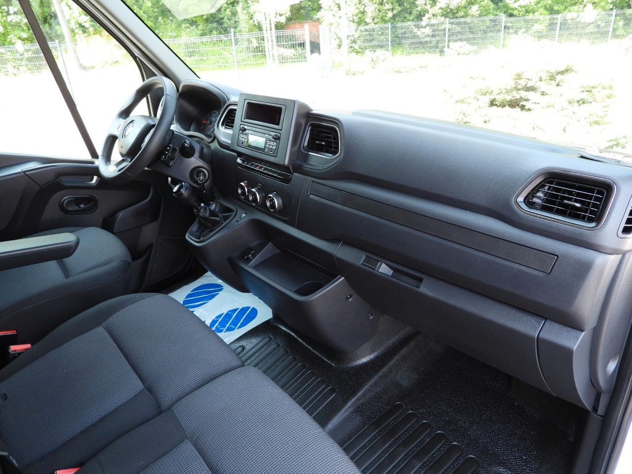 Box van Renault MASTER  KOFFER AUFZUG 8 PALETTEN TEMPOMAT LED: picture 29
