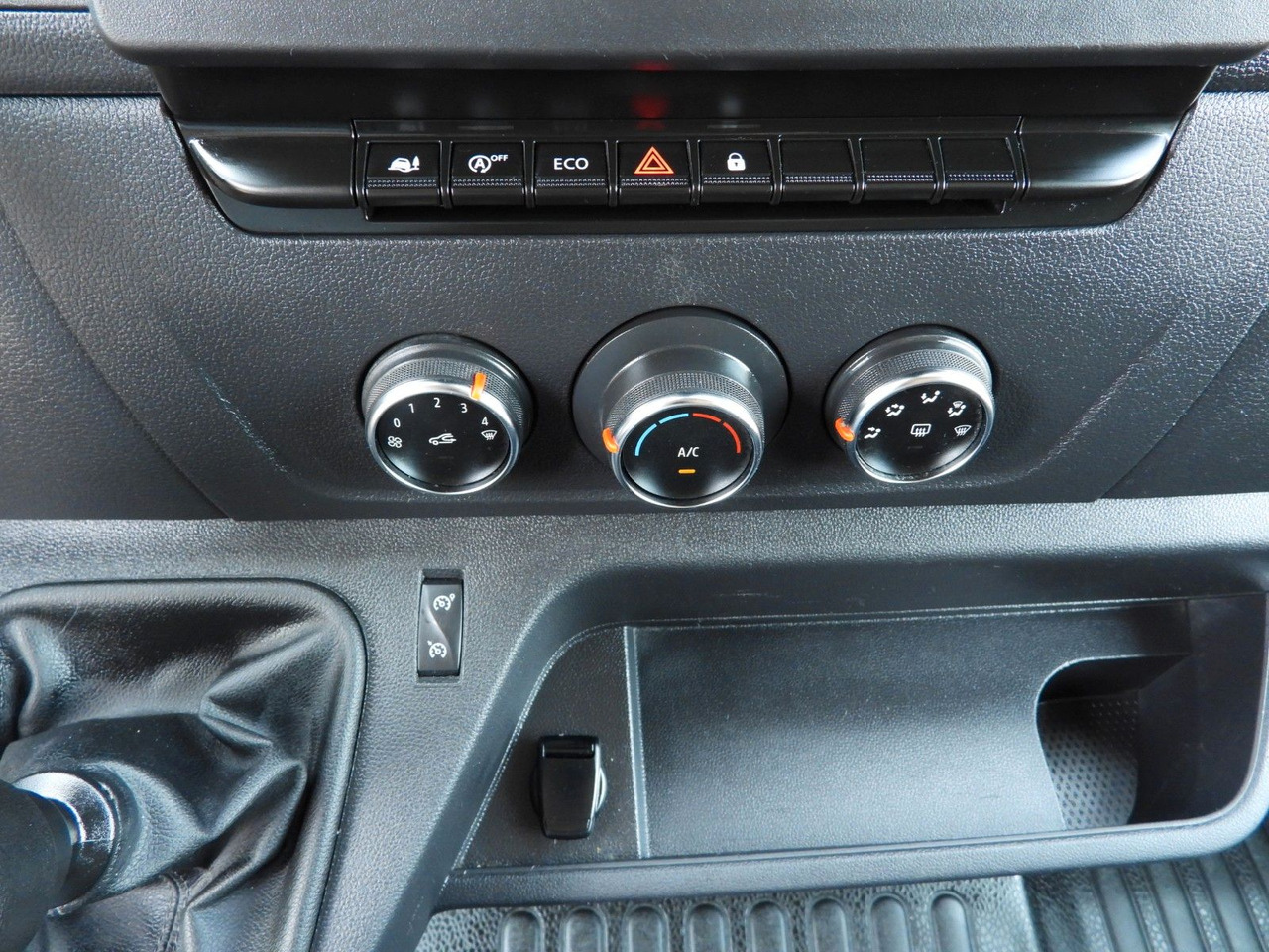 Box van Renault MASTER  KOFFER AUFZUG 8 PALETTEN TEMPOMAT LED: picture 26