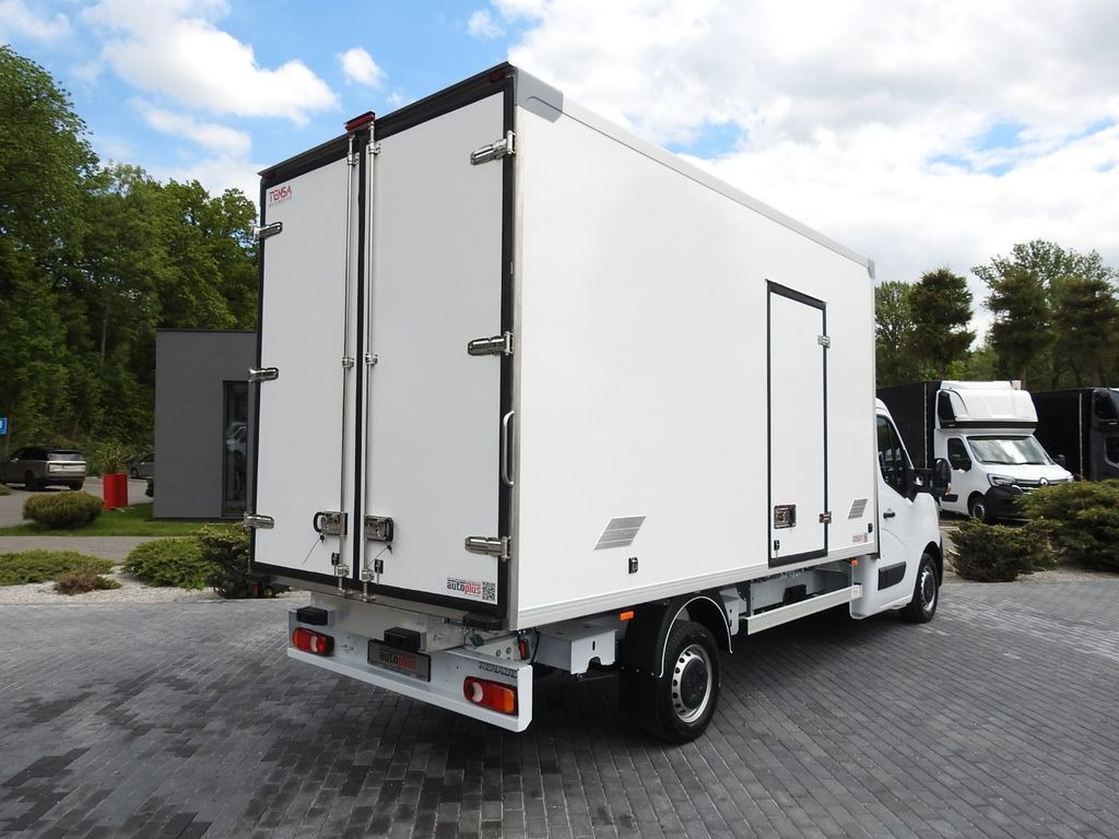 Renault MASTER NEUE KÜHLKOFFER -10*C 8 PALETTEN - Refrigerated van: picture 3 Renault MASTER NEUE KÜHLKOFFER -10*C 8 PALETTEN - Refrigerated van: picture 3