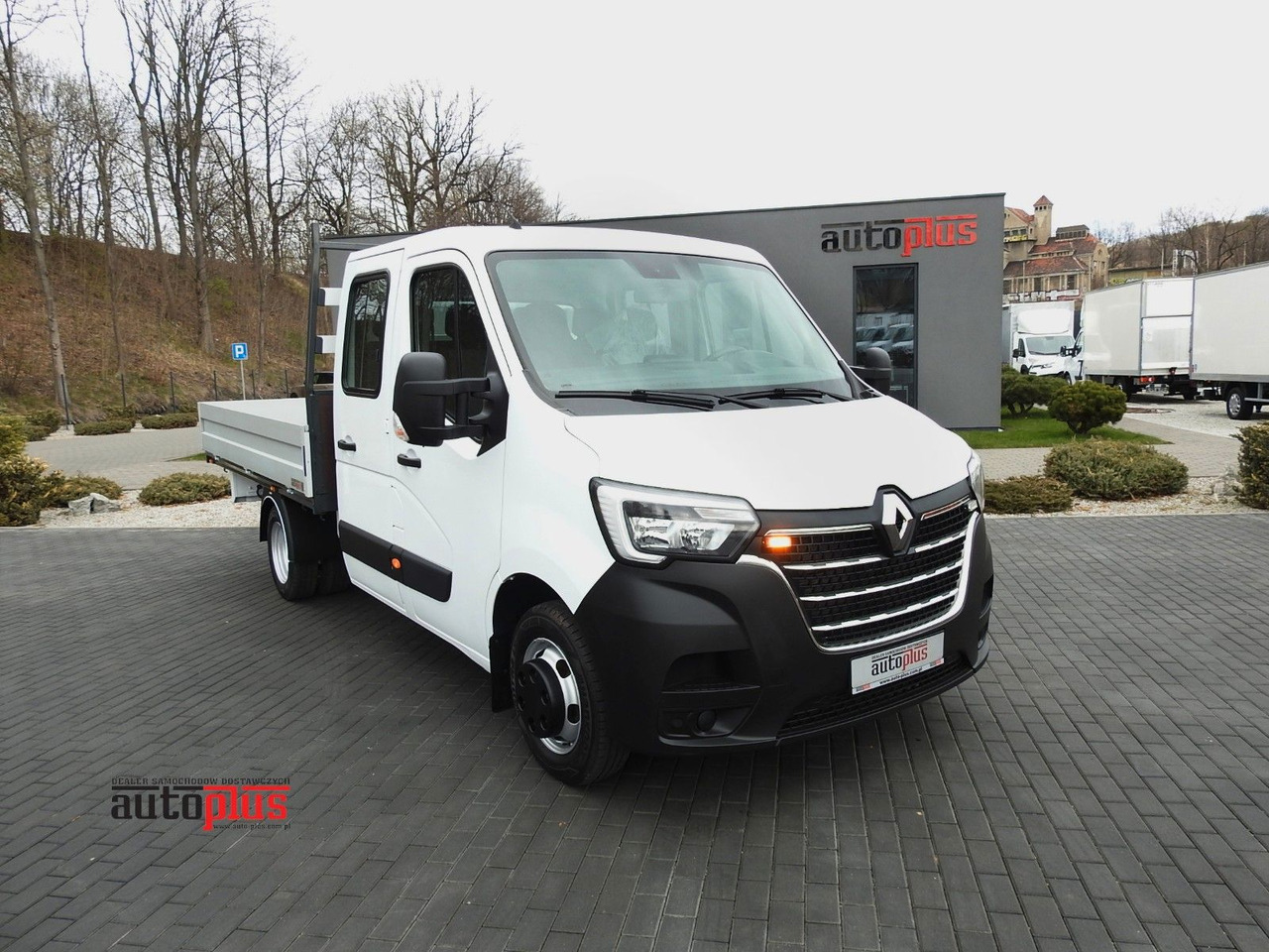 Renault MASTER PRITSCHE DOPPELKABINE DOKA 7 SITZE A/C - Flatbed van, Combi van: picture 1 Renault MASTER PRITSCHE DOPPELKABINE DOKA 7 SITZE A/C - Flatbed van, Combi van: picture 1