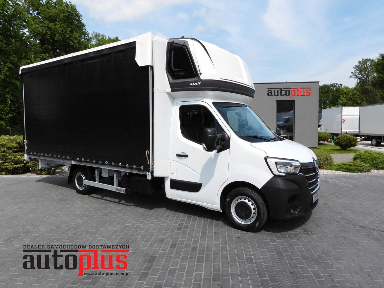 Renault MASTER PRITSCHE PLANE 12 PALETTEN WEBASTO A/C - Curtain side van: picture 1 Renault MASTER PRITSCHE PLANE 12 PALETTEN WEBASTO A/C - Curtain side van: picture 1