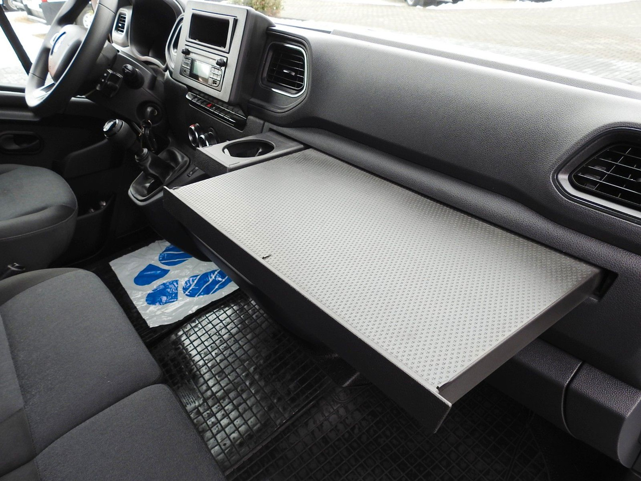 New Curtain side van Renault MASTER  PRITSCHE PLANE AUFZUG 10 PALETEN WEBASTO: picture 29
