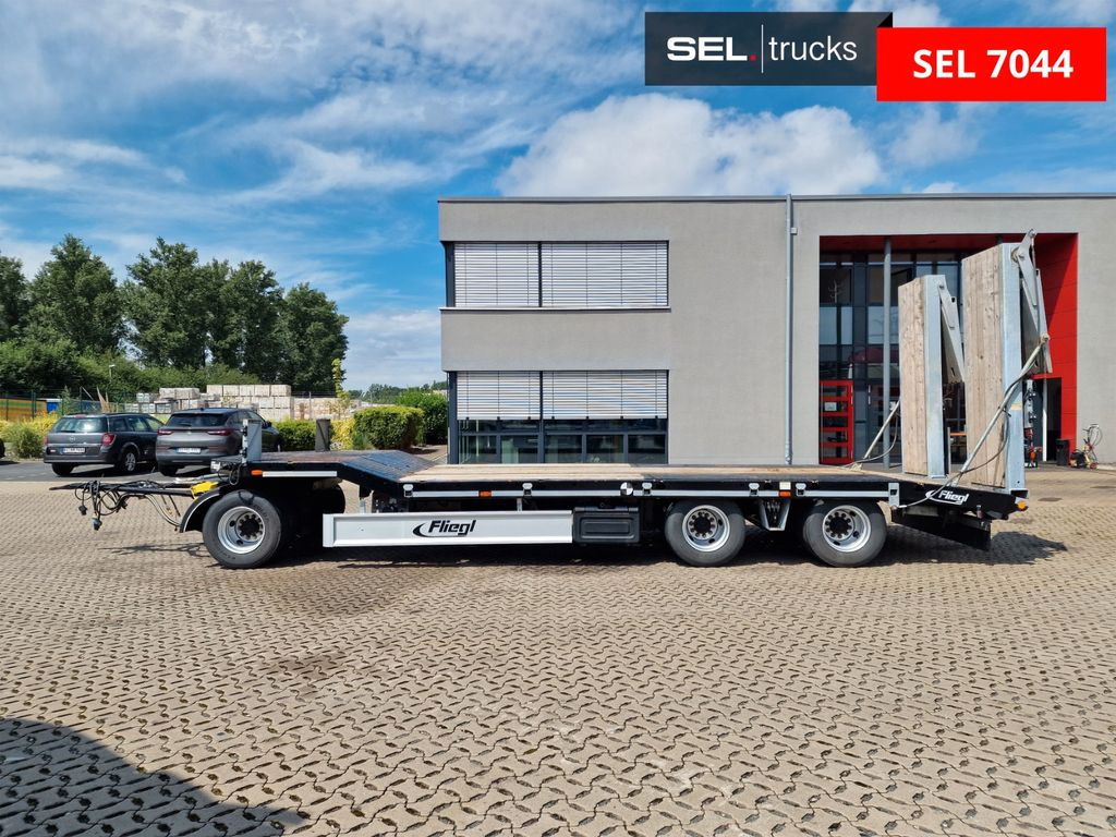 Low loader trailer Fliegl DTS 300 / Rampen: picture 8