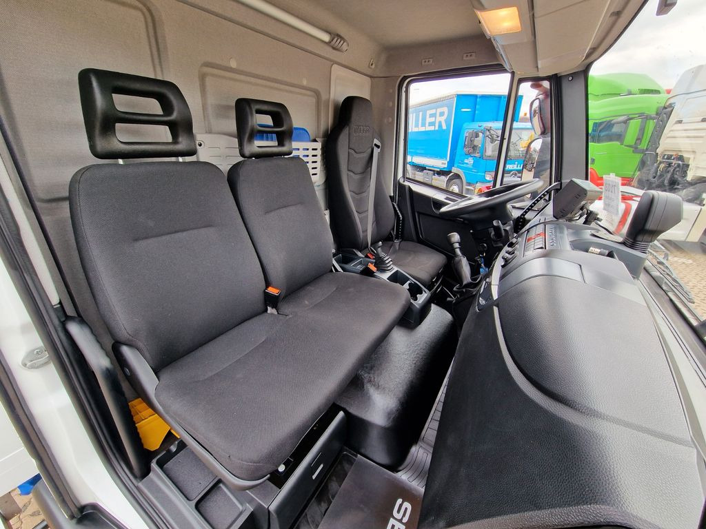 Box truck Iveco Eurocargo 75-160 / Ldbw / Rückfahrkamera Iveco Eurocargo 75-160 / Ldbw / Rückfahrkamera: picture 20 Box truck Iveco Eurocargo 75-160 / Ldbw / Rückfahrkamera Iveco Eurocargo 75-160 / Ldbw / Rückfahrkamera: picture 20