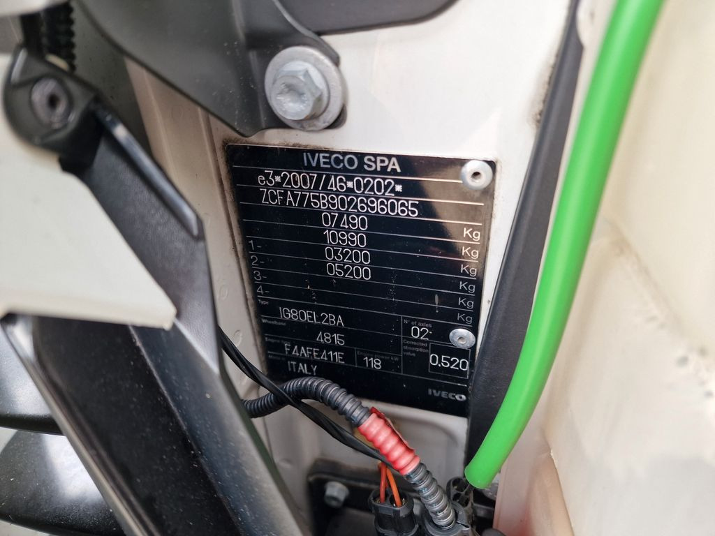 Box truck Iveco Eurocargo 75-160 / Ldbw / Rückfahrkamera Iveco Eurocargo 75-160 / Ldbw / Rückfahrkamera: picture 16 Box truck Iveco Eurocargo 75-160 / Ldbw / Rückfahrkamera Iveco Eurocargo 75-160 / Ldbw / Rückfahrkamera: picture 16