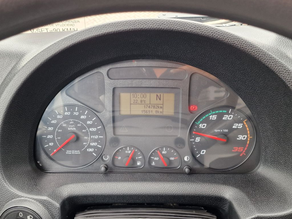 Box truck Iveco Eurocargo 75-160 / Ldbw / Rückfahrkamera Iveco Eurocargo 75-160 / Ldbw / Rückfahrkamera: picture 23 Box truck Iveco Eurocargo 75-160 / Ldbw / Rückfahrkamera Iveco Eurocargo 75-160 / Ldbw / Rückfahrkamera: picture 23