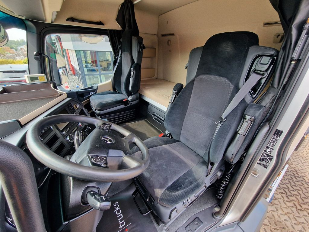 Tipper Mercedes-Benz Actros 2545 / Tierkadaver / mit Waage: picture 15
