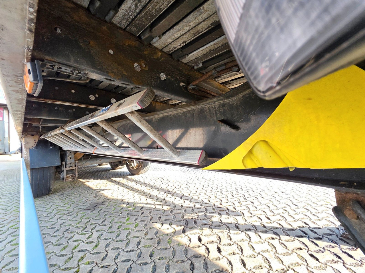 Walking floor semi-trailer Reisch R24 / Alu/ Lift / elektr. Dach: picture 20 Walking floor semi-trailer Reisch R24 / Alu/ Lift / elektr. Dach: picture 20