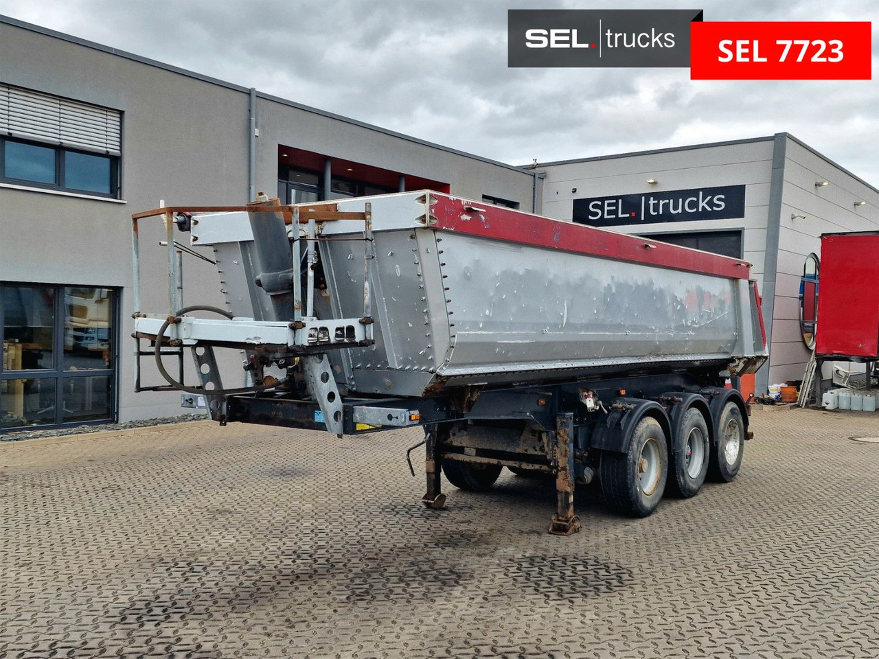 Schmitz Cargobull SKI 24 - 7.2 / Liftachse - Tipper semi-trailer: picture 1 Schmitz Cargobull SKI 24 - 7.2 / Liftachse - Tipper semi-trailer: picture 1