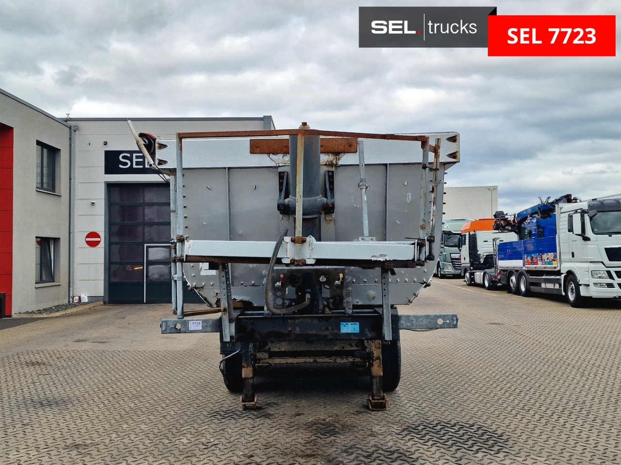 Schmitz Cargobull SKI 24 - 7.2 / Liftachse - Tipper semi-trailer: picture 2 Schmitz Cargobull SKI 24 - 7.2 / Liftachse - Tipper semi-trailer: picture 2
