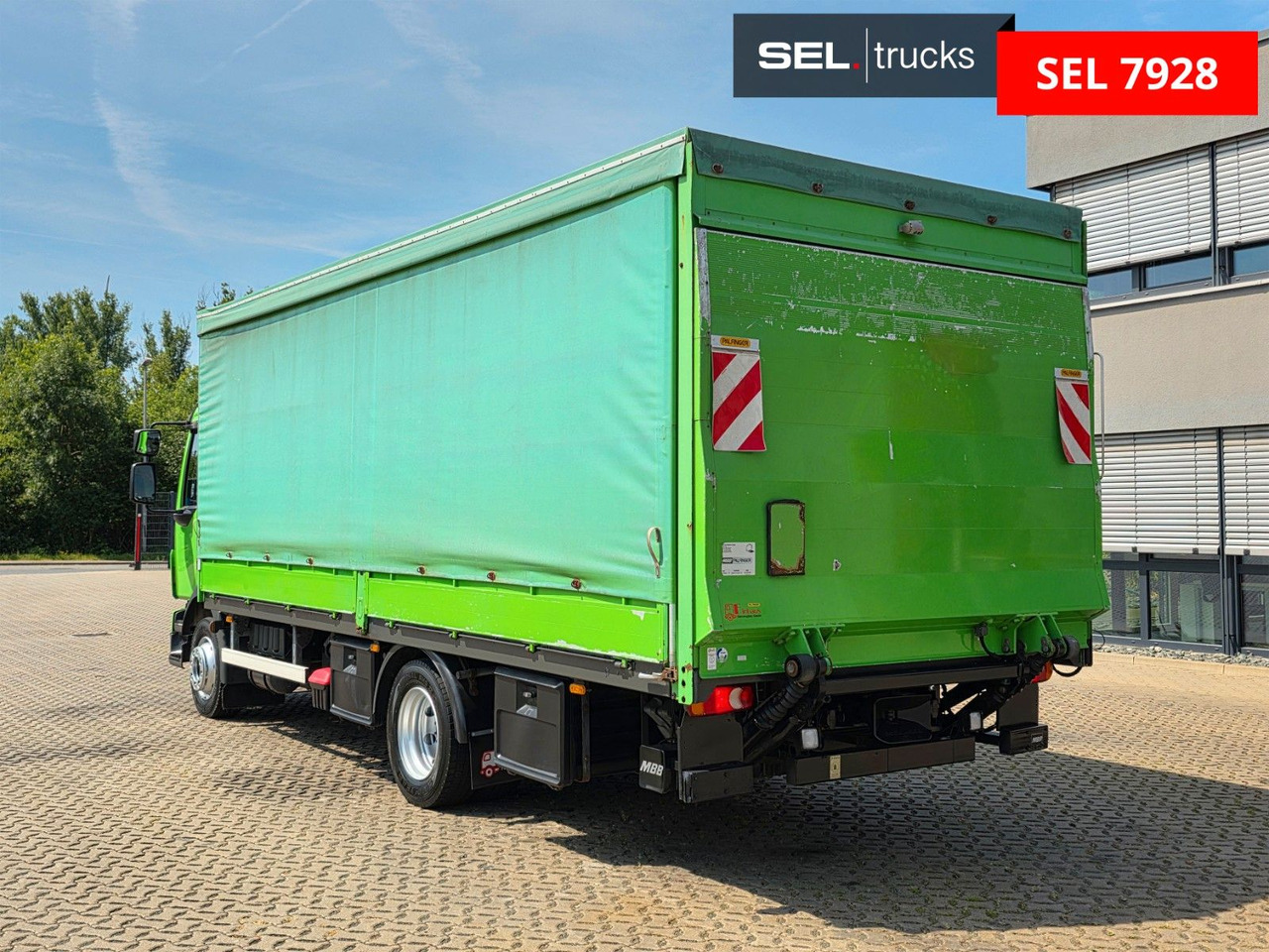 Curtainsider truck Volvo FL 240: picture 7