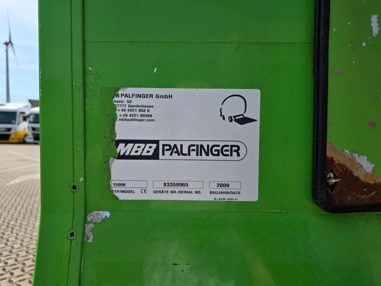 Curtainsider truck Volvo FL 240: picture 11