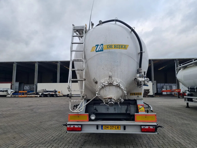 Benalu T39NLNEP - Tank semi-trailer: picture 5 Benalu T39NLNEP - Tank semi-trailer: picture 5