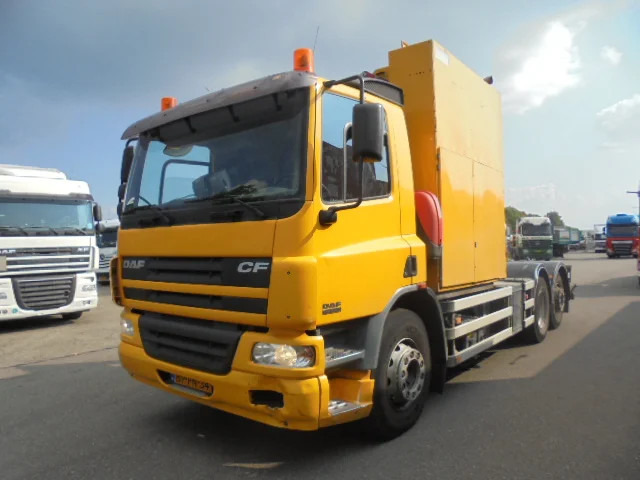 DAF 75.240 75 240 6X2 - Garbage truck: picture 1 DAF 75.240 75 240 6X2 - Garbage truck: picture 1