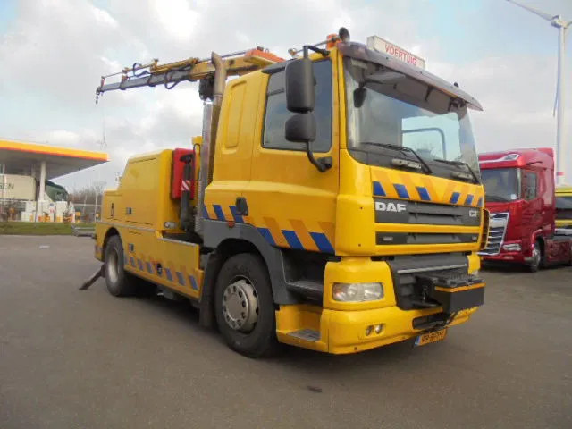 DAF CF 85 360 NL TRUCK - Tow truck: picture 3 DAF CF 85 360 NL TRUCK - Tow truck: picture 3