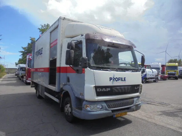 DAF LF 45 150 NL TRUCK SERVICE TRUCK SERVICE TRUCK MET COMPRESSOR - Box truck: picture 5 DAF LF 45 150 NL TRUCK SERVICE TRUCK SERVICE TRUCK MET COMPRESSOR - Box truck: picture 5