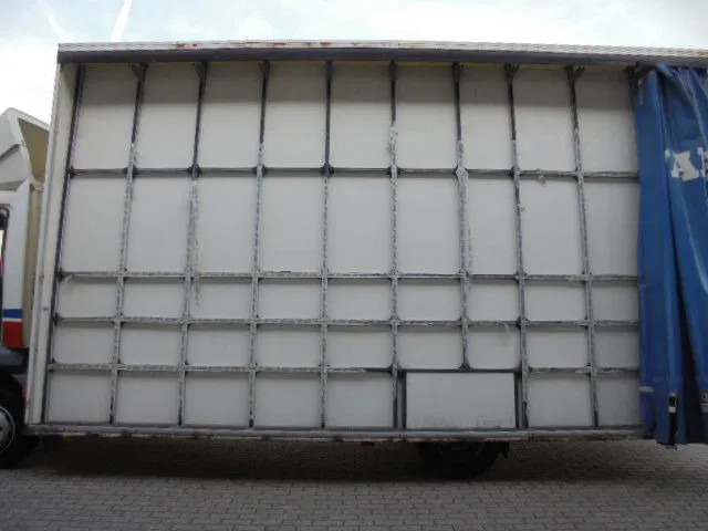 Curtainsider truck DAF LF 45: picture 20