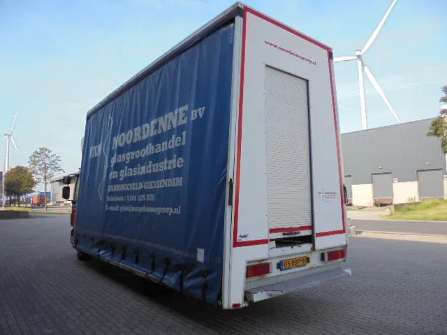 Curtainsider truck DAF LF 45: picture 8