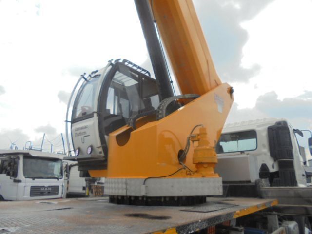 Truck mounted aerial platform Hino 700 6X4: picture 6