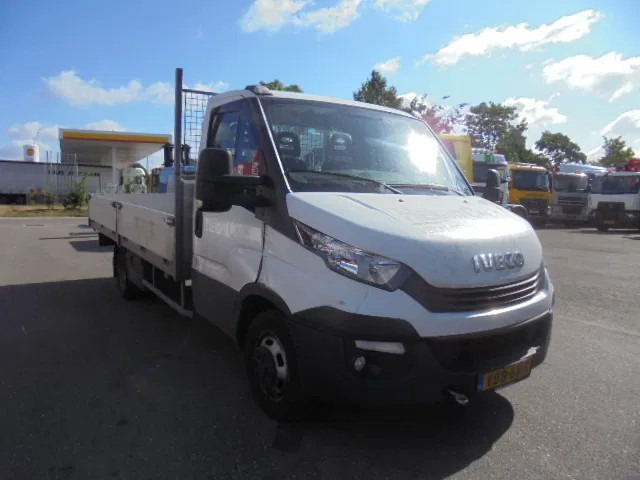 Iveco Daily 35C16 ENGINE BROKE - Flatbed van: picture 2 Iveco Daily 35C16 ENGINE BROKE - Flatbed van: picture 2