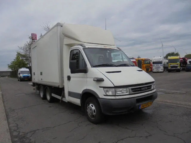 Iveco Daily 40 C14 HPI TREKKER OPLEGGER - Box van, Combi van: picture 3 Iveco Daily 40 C14 HPI TREKKER OPLEGGER - Box van, Combi van: picture 3
