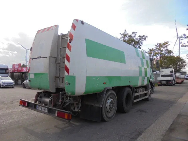 Iveco Stralis 270 - Tank truck: picture 4 Iveco Stralis 270 - Tank truck: picture 4