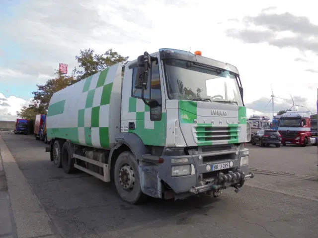 Iveco Stralis 270 - Tank truck: picture 3 Iveco Stralis 270 - Tank truck: picture 3