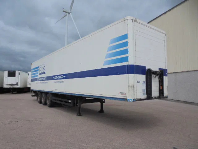 Kögel S***24 - Closed box semi-trailer: picture 3 Kögel S***24 - Closed box semi-trailer: picture 3