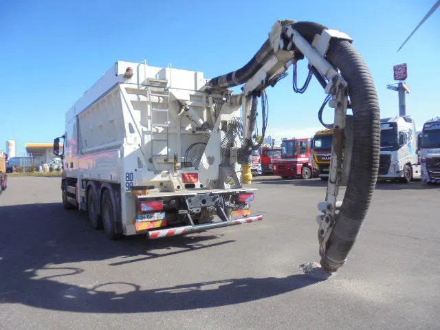 MAN TGS 33.440 ZAND ZUIGER - Vacuum truck: picture 5 MAN TGS 33.440 ZAND ZUIGER - Vacuum truck: picture 5