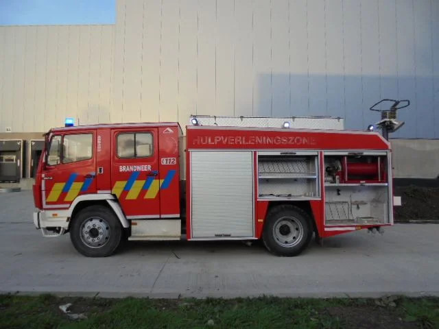 Fire truck Mercedes-Benz 1124 F: picture 7