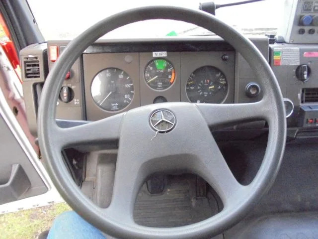 Fire truck Mercedes-Benz 1124 F: picture 9