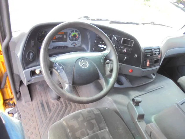 Vacuum truck Mercedes-Benz Actros 4141K MEGA VAC: picture 7